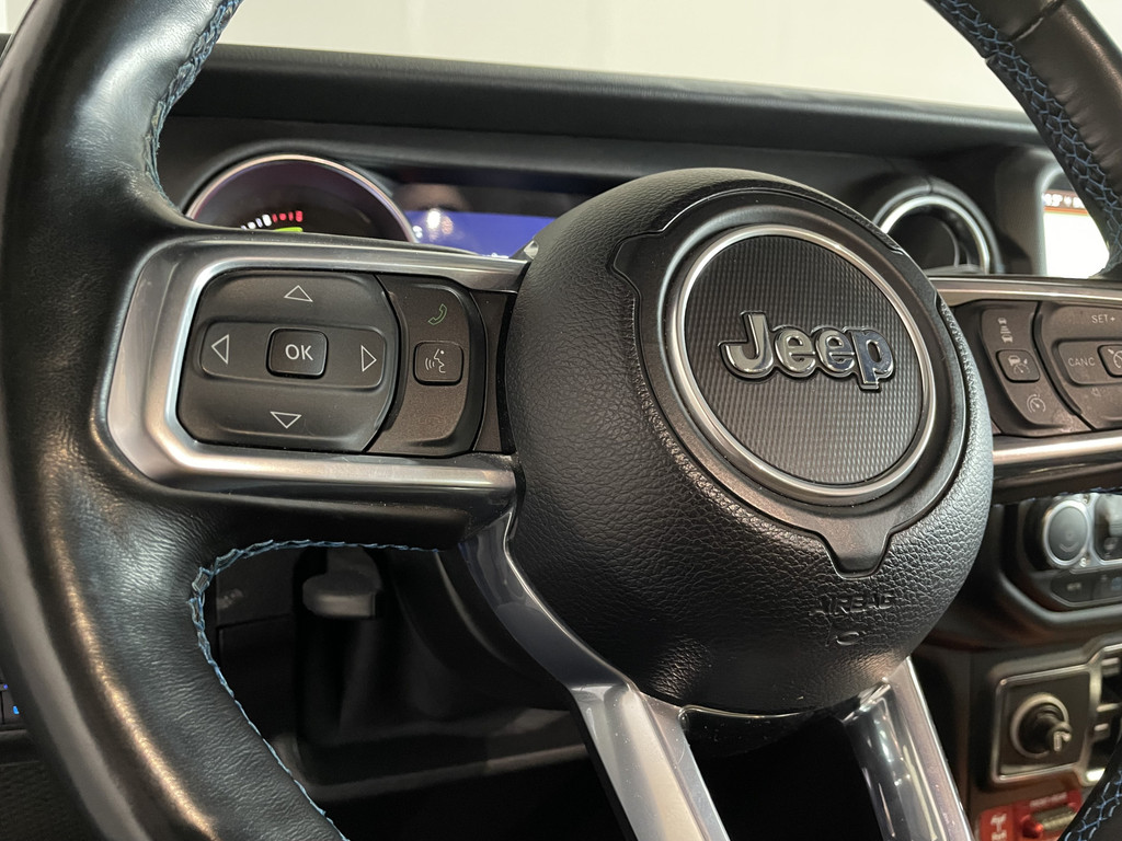 42972264-60.jpg