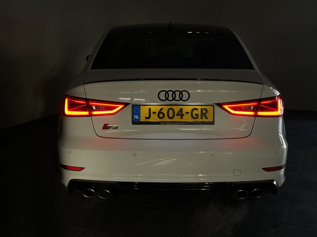 43554834-25.jpg