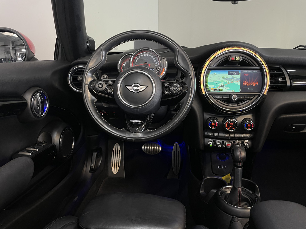 43554987-64.jpg